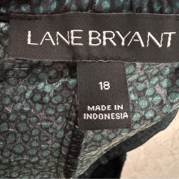 Lane Bryant Satin Cami 🐾 Size 18 | Animal Print Tank w/ Lace Trim - Picture 4 of 7